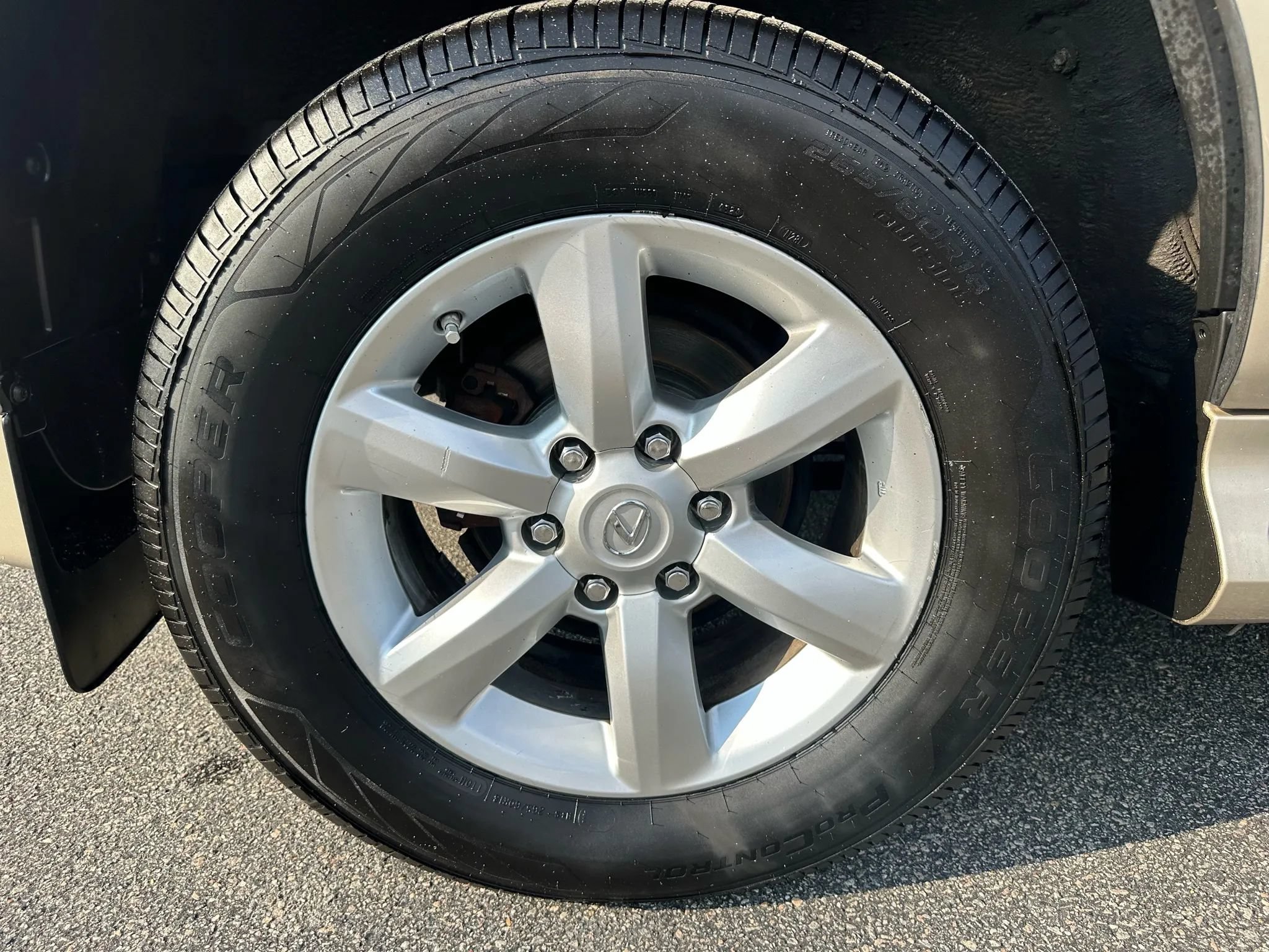 Used 2011 Lexus GX 460 w/ Comfort Plus Pkg AWD/4WD image 45