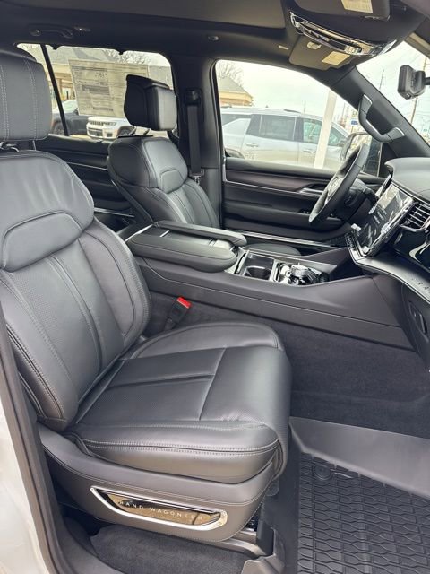 New 2026 Jeep Grand Wagoneer Summit image 13