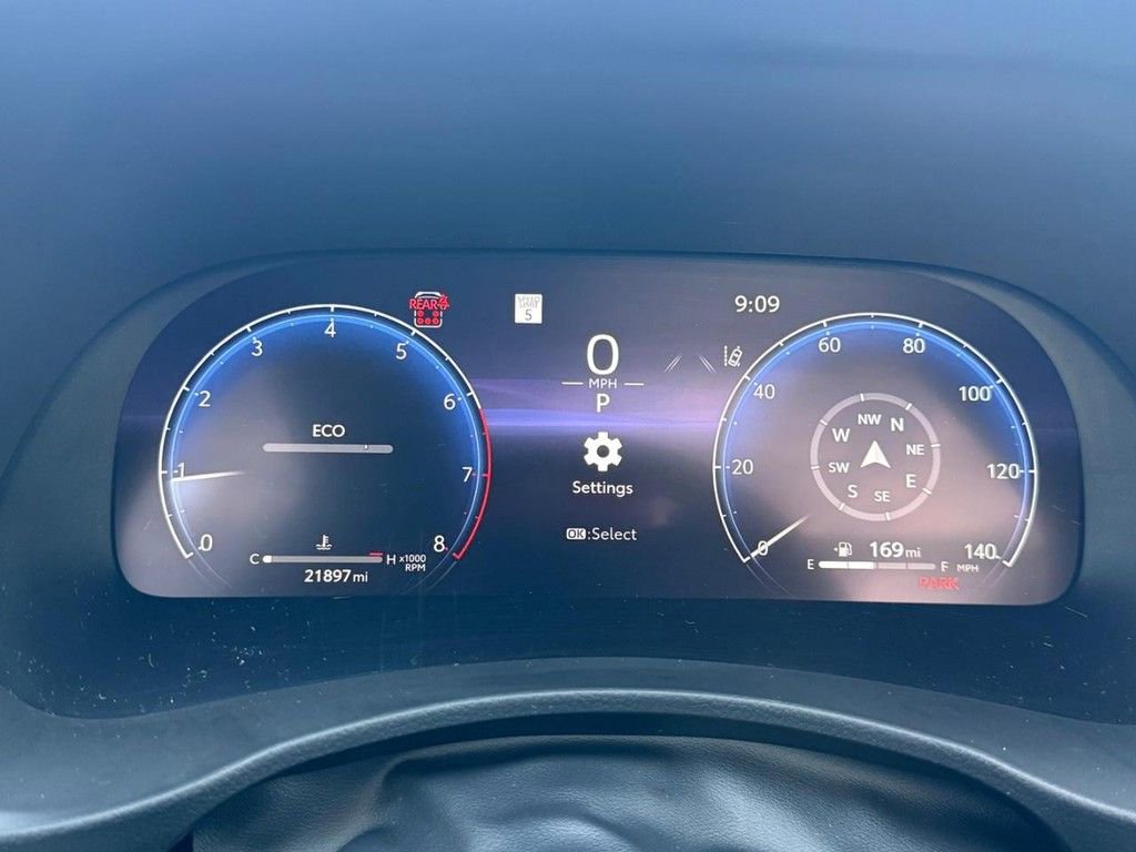 Certified 2025 Toyota Highlander Platinum image 24