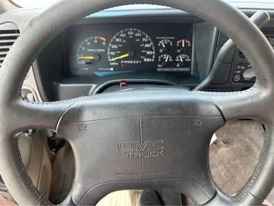 Used 1995 GMC Suburban 2WD image 20