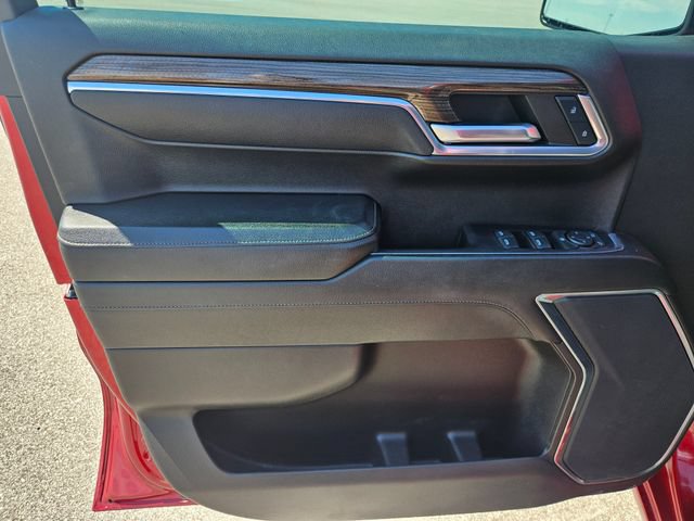 Used 2023 Chevrolet Silverado 1500 LT AWD/4WD image 10