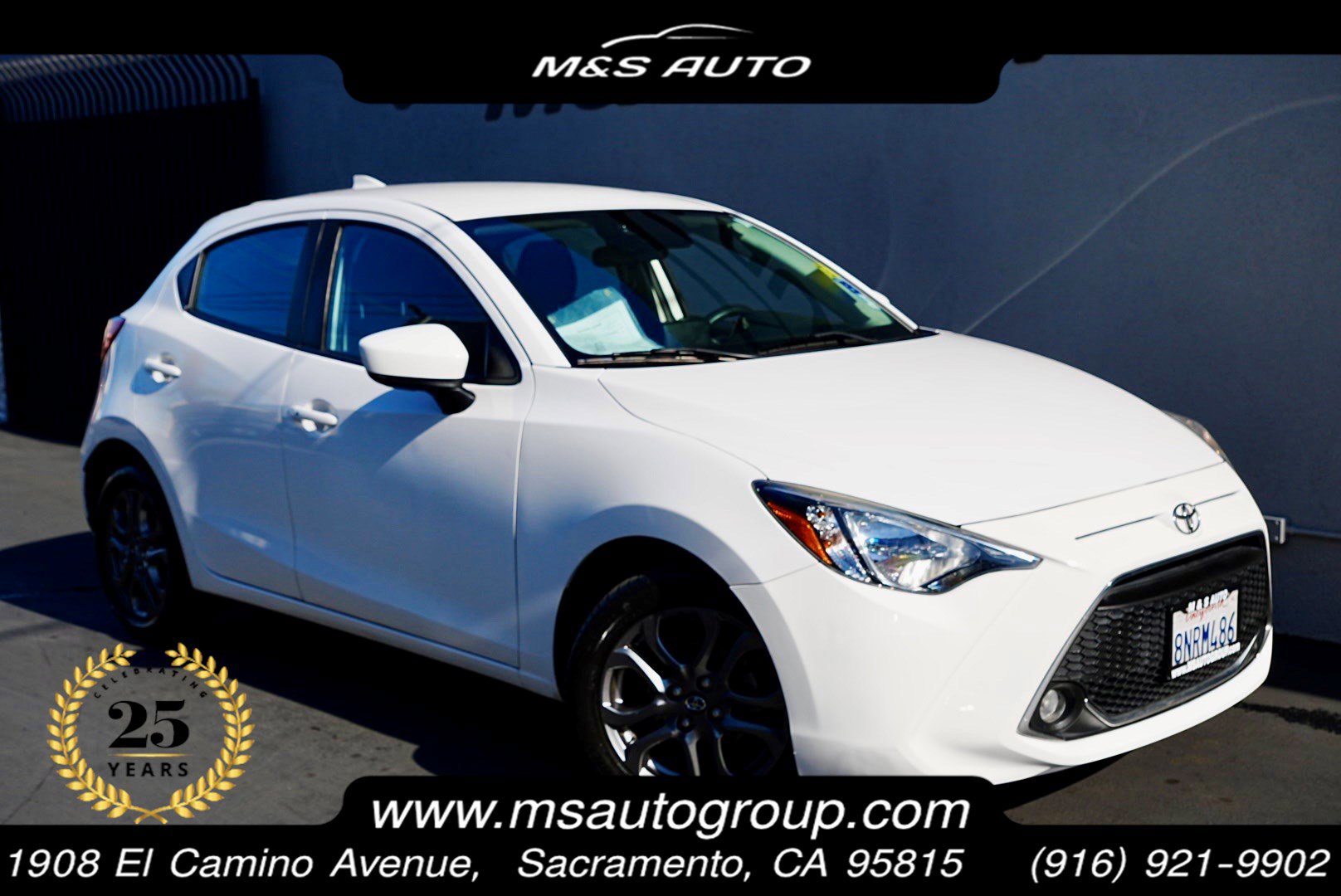 Used 2020 Toyota Yaris LE image 1