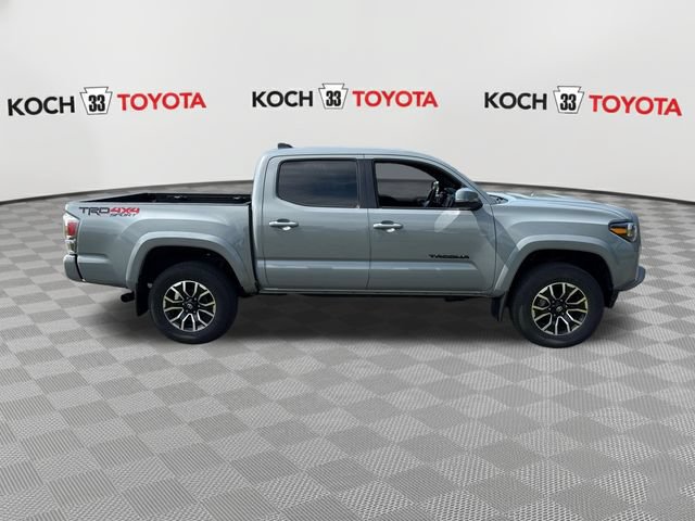 Certified 2021 Toyota Tacoma TRD Sport w/ Blackout Package (TMS) AWD/4WD image 9