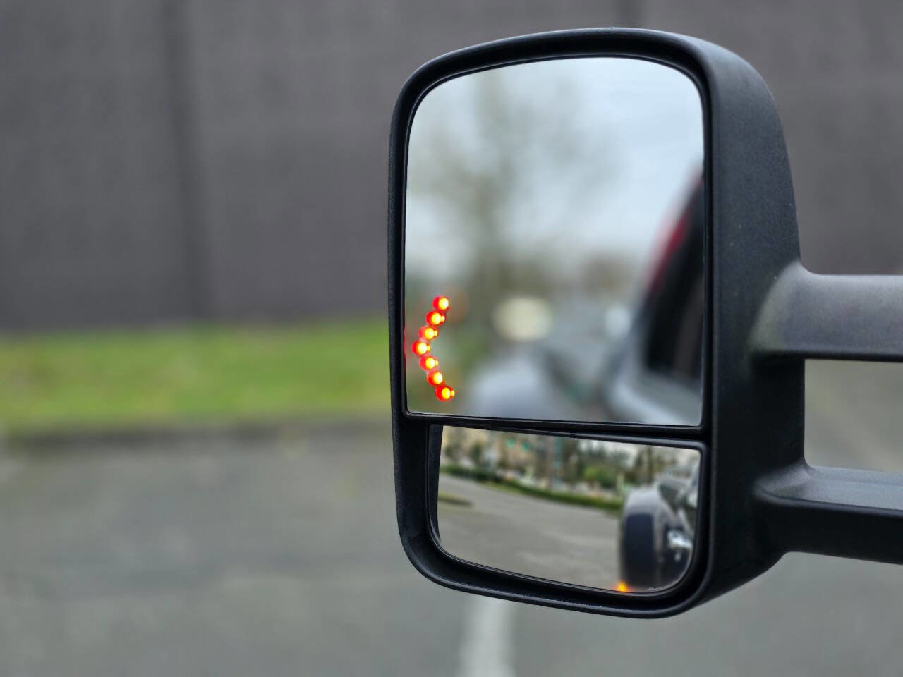 Used 2011 Chevrolet Silverado 3500 LTZ image 71