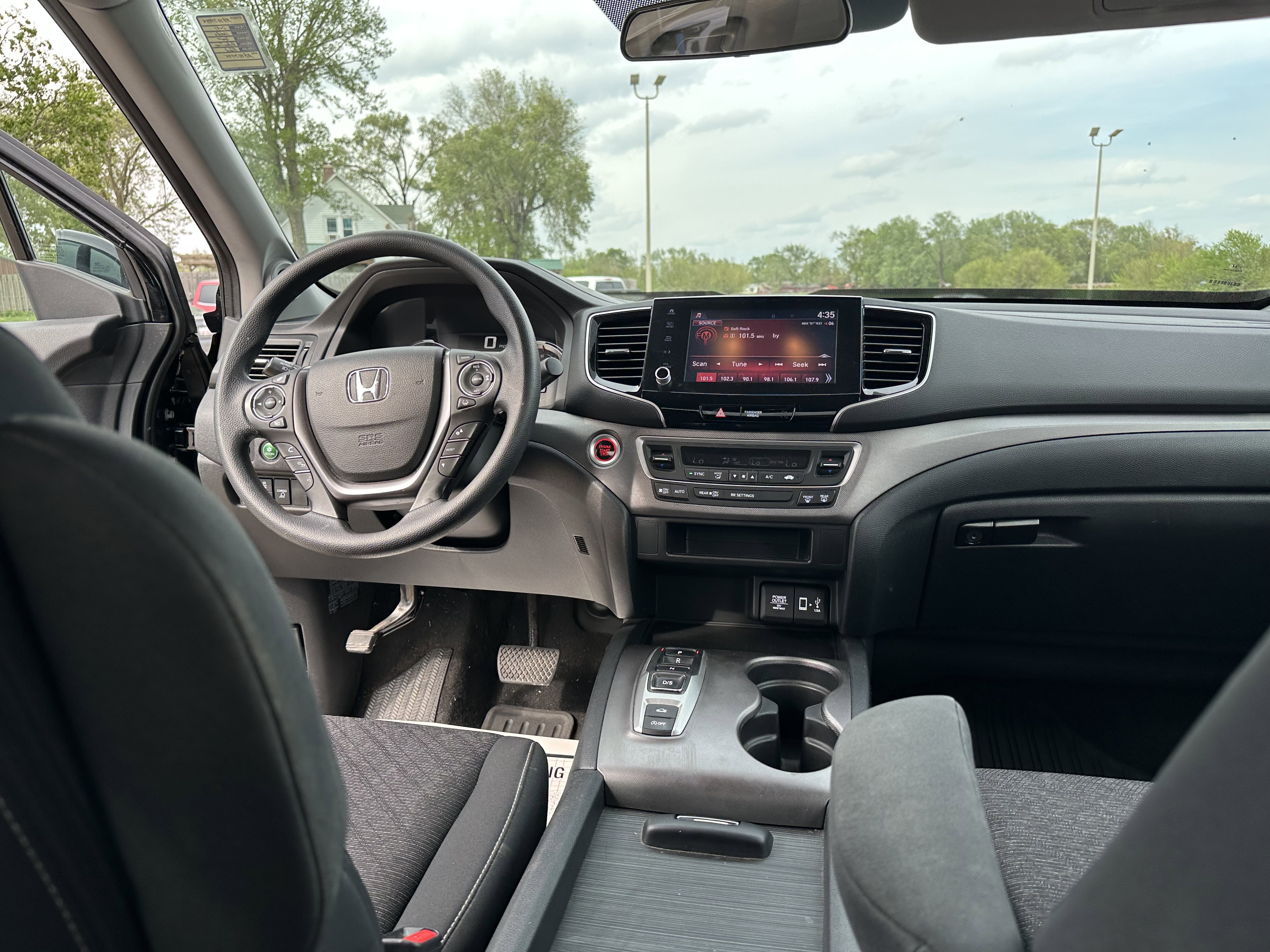 Used 2021 Honda Ridgeline Sport image 31