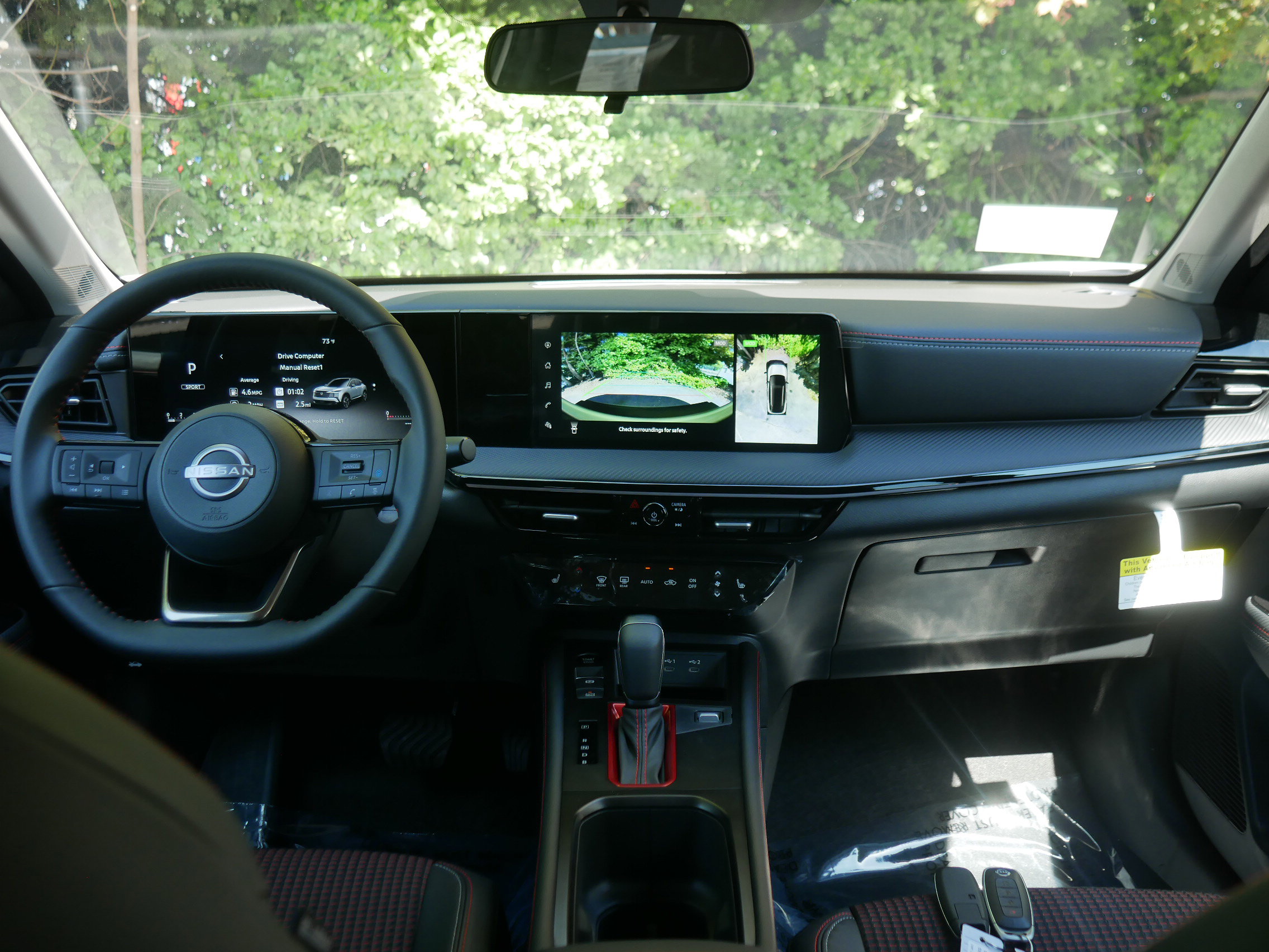 New 2025 Nissan Kicks SR w/ SR Premium Package image 9