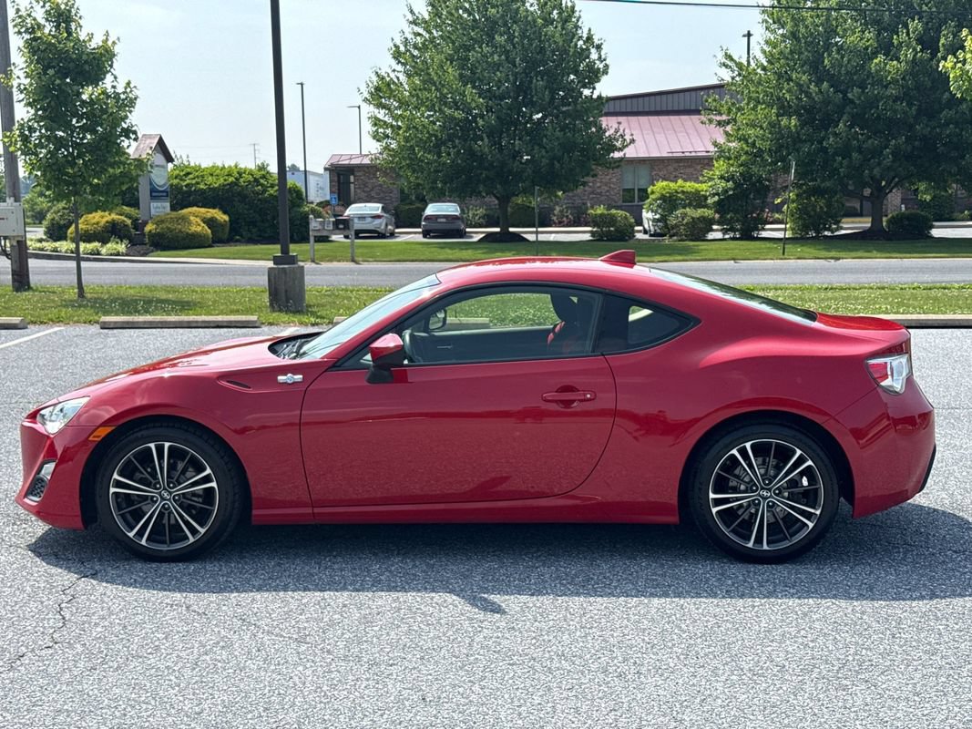 Used 2016 Scion FR-S RWD image 5