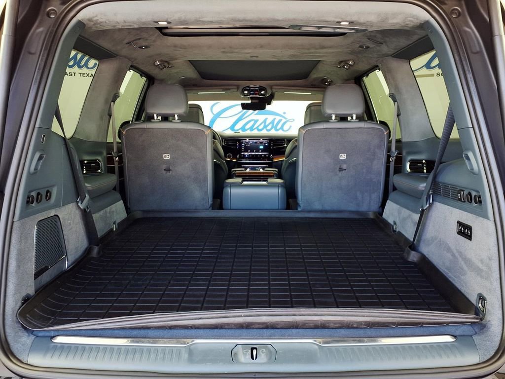 Used 2022 Jeep Grand Wagoneer Series II image 10