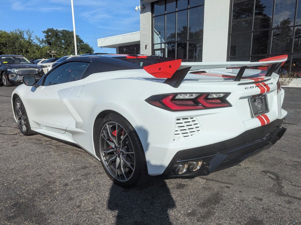 Used 2023 Chevrolet Corvette Stingray Premium Conv w/ Z51 Performance Package RWD image 10