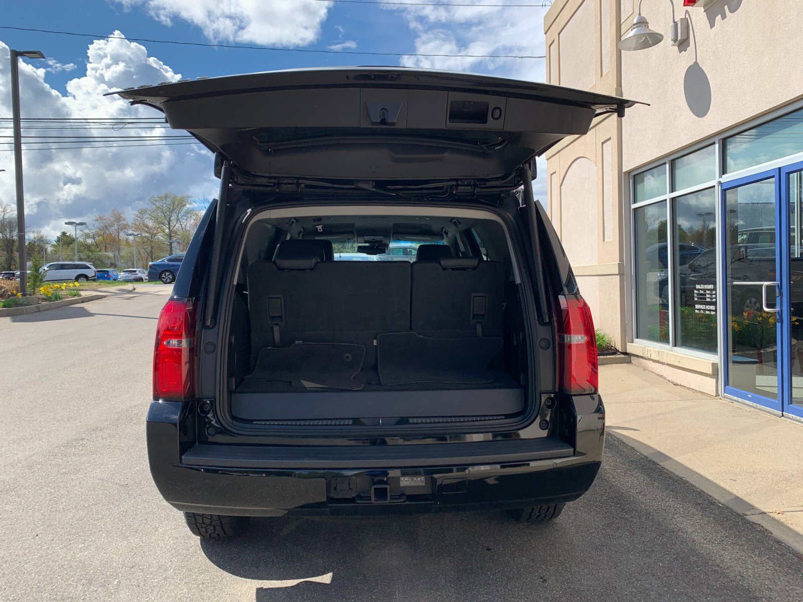 Used 2019 Chevrolet Tahoe LT image 8
