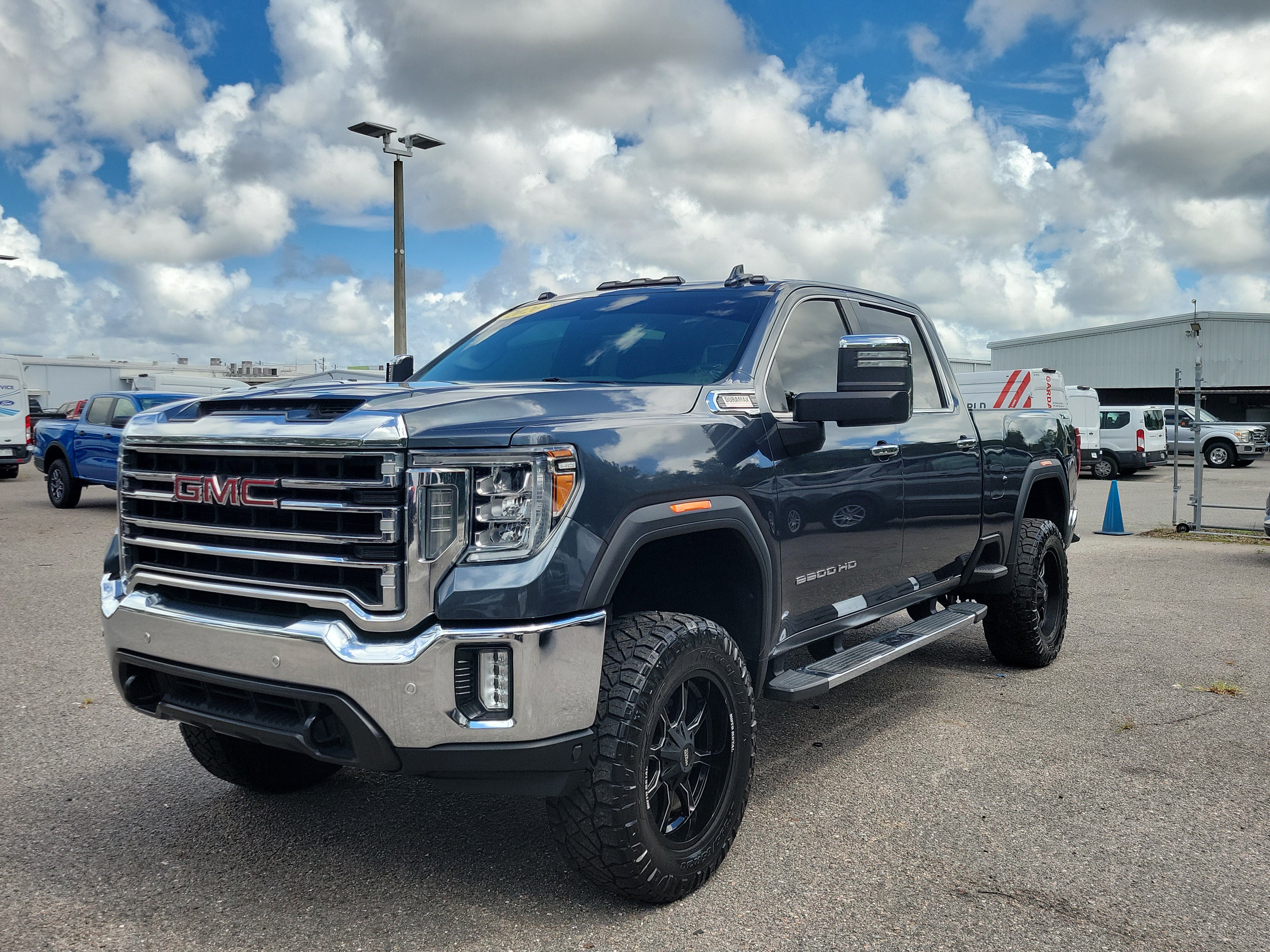 Used 2020 GMC Sierra 2500 SLT w/ SLT Premium Plus Package
