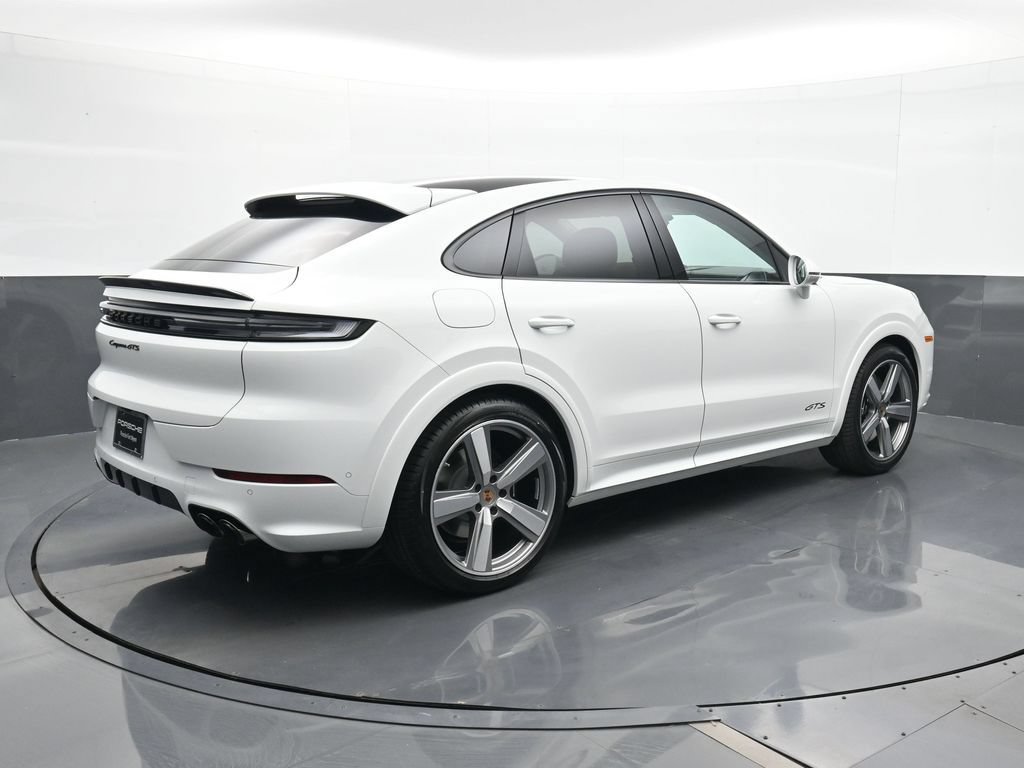 New 2026 Porsche Cayenne GTS AWD/4WD image 20