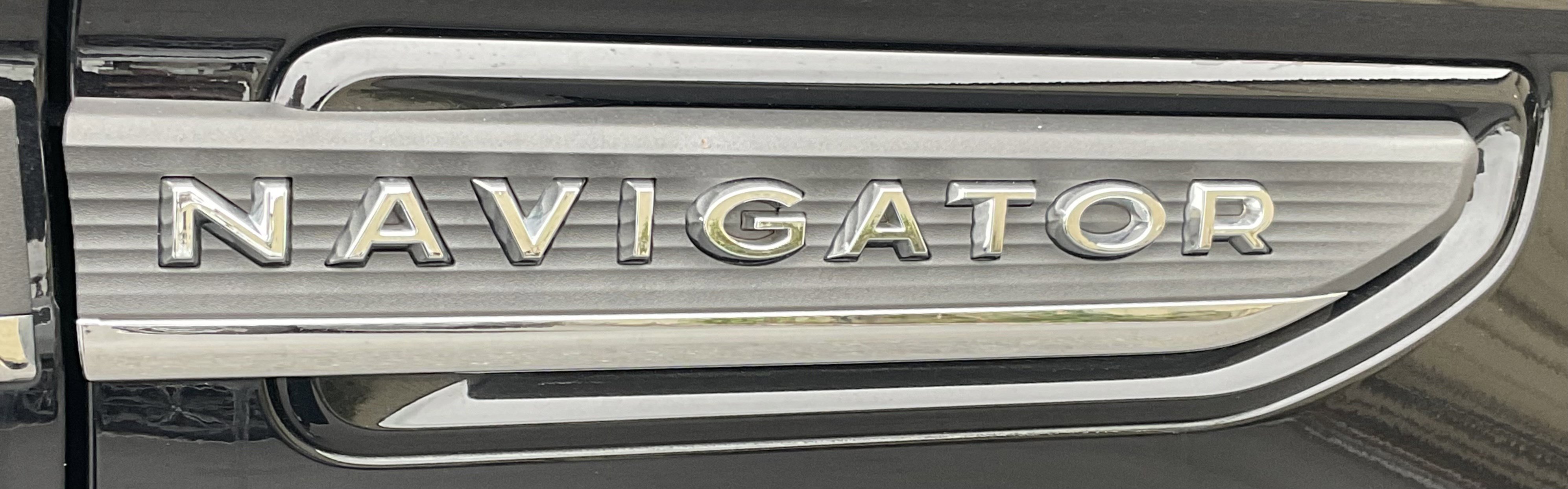 Used 2024 Lincoln Navigator L 4WD image 7