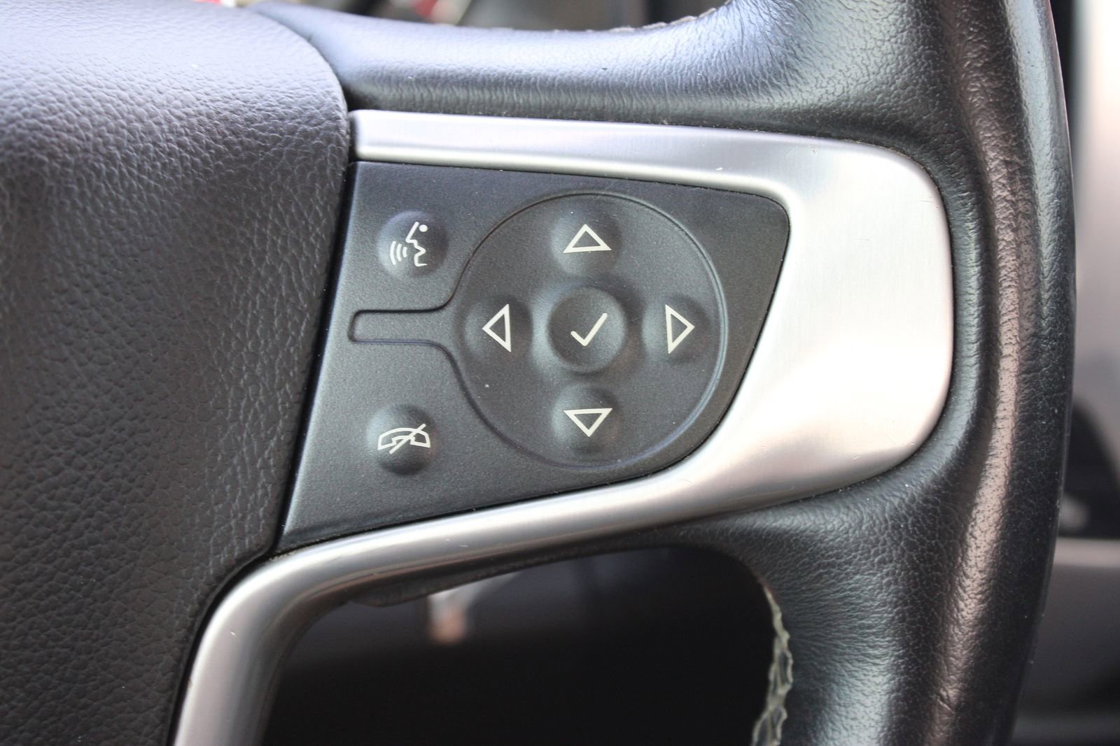 Used 2014 GMC Sierra 1500 SLT w/ SLT Crew Cab Value Package image 20