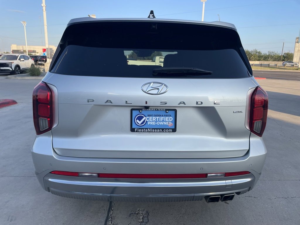 Used 2024 Hyundai Palisade Calligraphy image 4