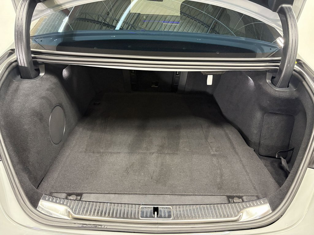 Used 2024 Mercedes-Benz S 63 AMG S w/ Rear Seat Package image 34