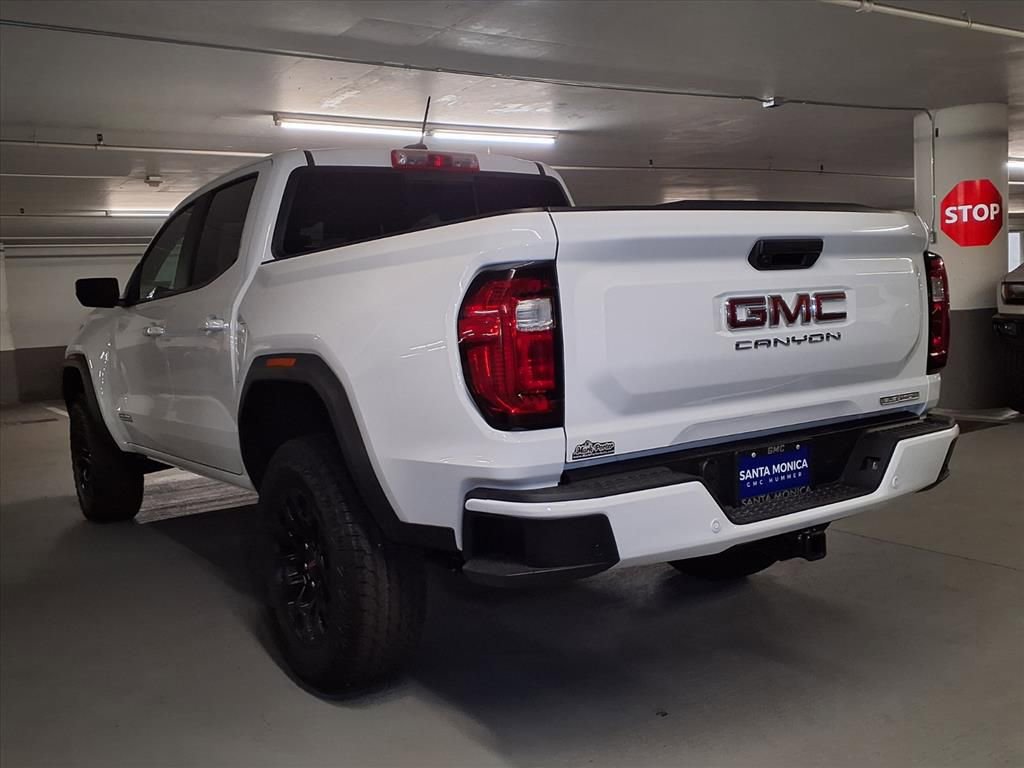 New 2026 GMC Canyon Elevation image 10