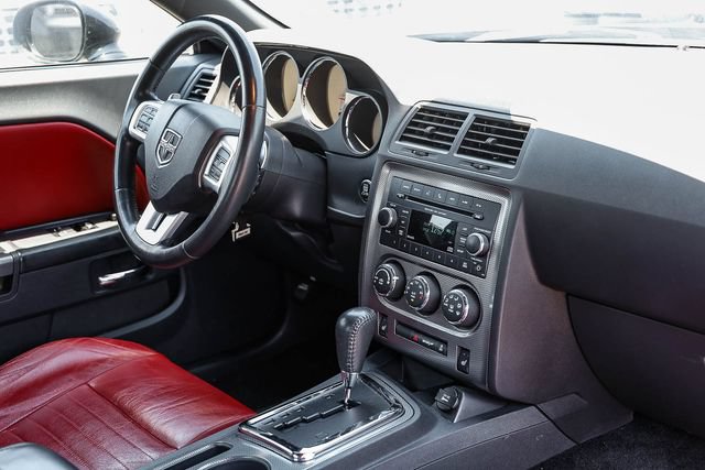 Used 2013 Dodge Challenger R/T RWD image 13