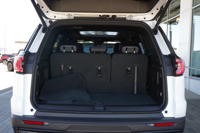 Used 2025 GMC Acadia AT4 AWD/4WD image 8