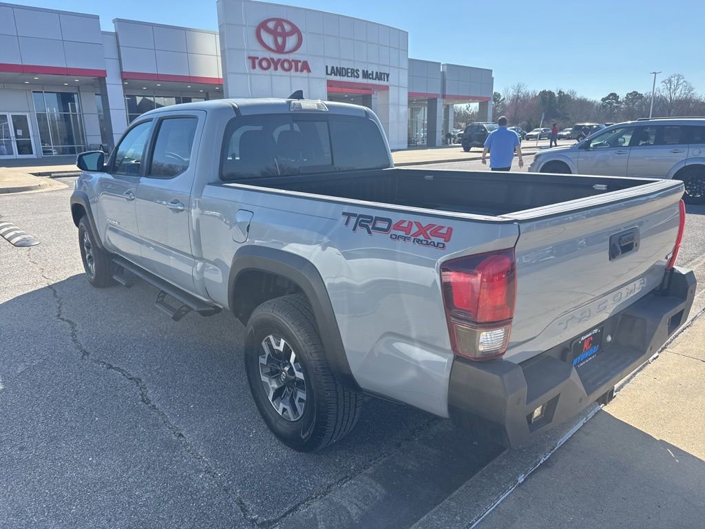 Used 2019 Toyota Tacoma TRD Off-Road image 4