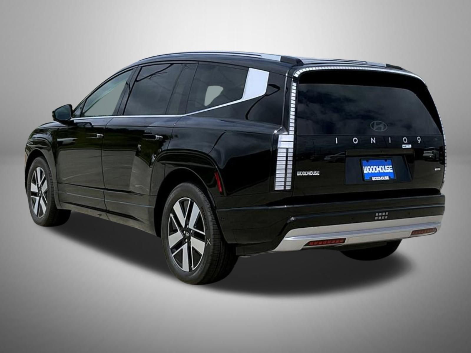 New 2026 Hyundai Ioniq 9 SEL image 7