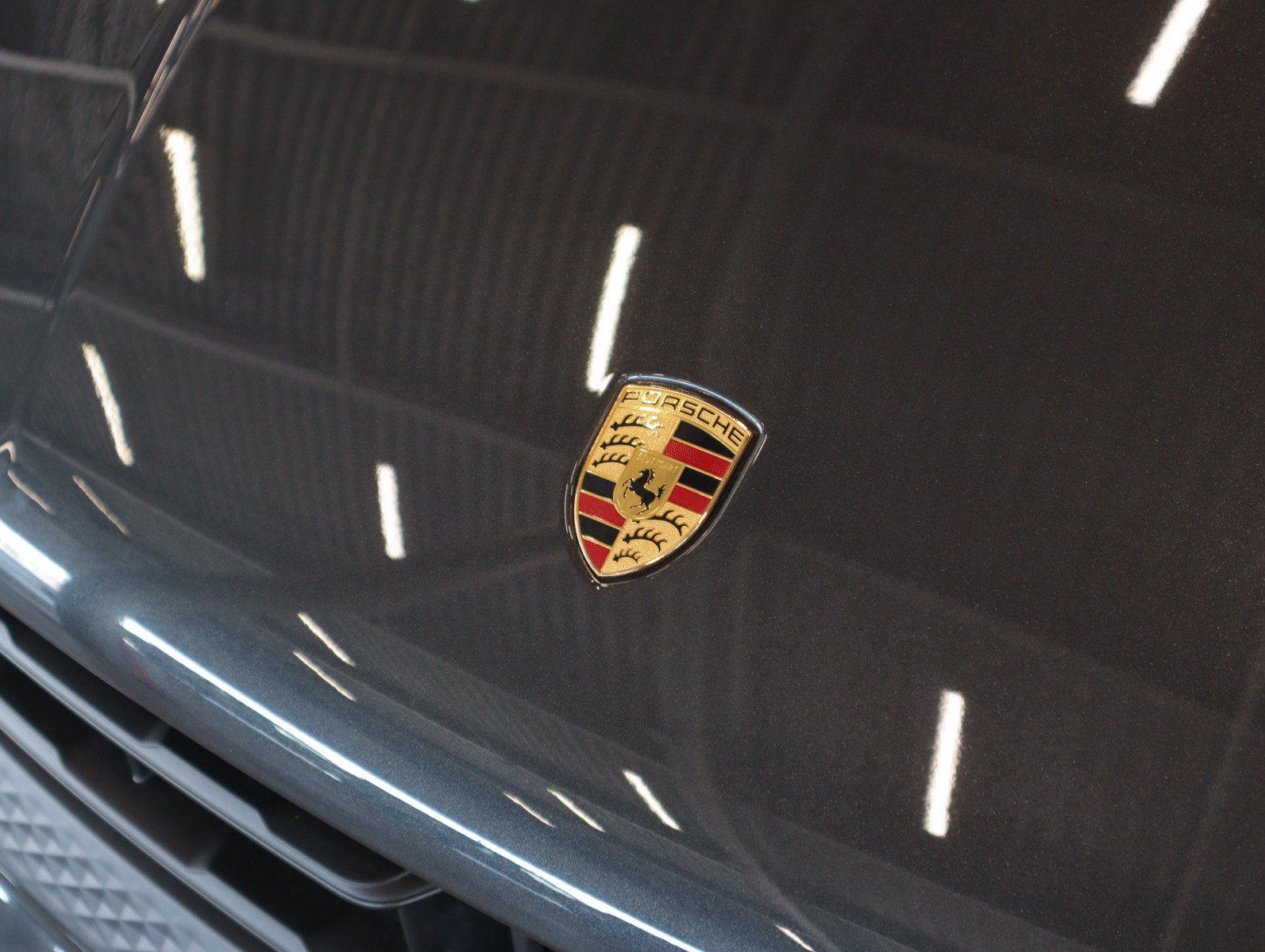 Certified 2026 Porsche Macan AWD/4WD image 30