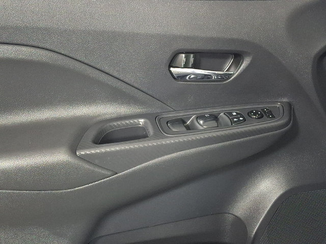 Used 2025 Nissan Versa SV FWD image 14