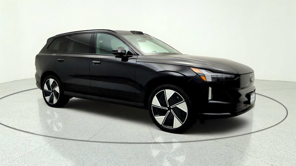 Used 2025 Volvo EX90 Plus AWD/4WD image 3