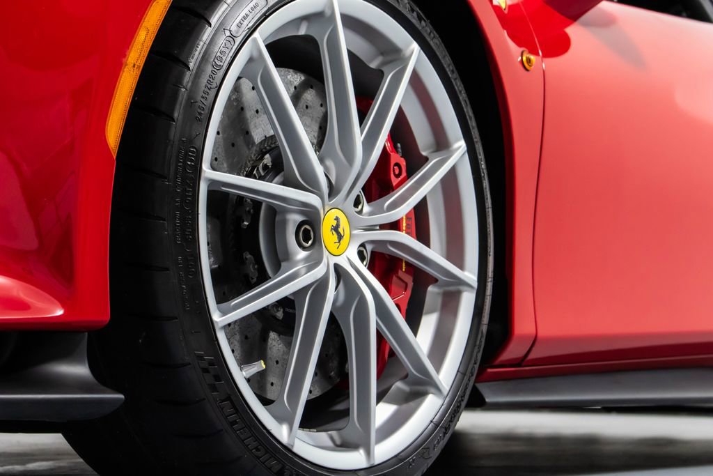 Used 2019 Ferrari 488 Pista Coupe image 17