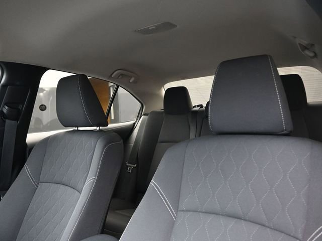 Used 2025 Toyota Corolla LE image 28