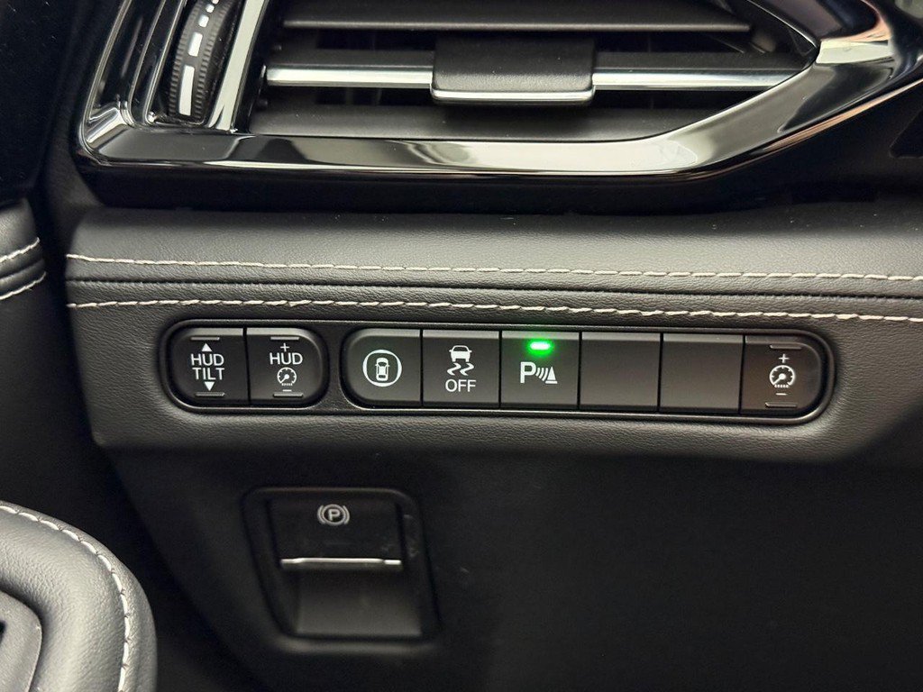 Used 2024 Acura MDX w/ Advance Package AWD/4WD image 30