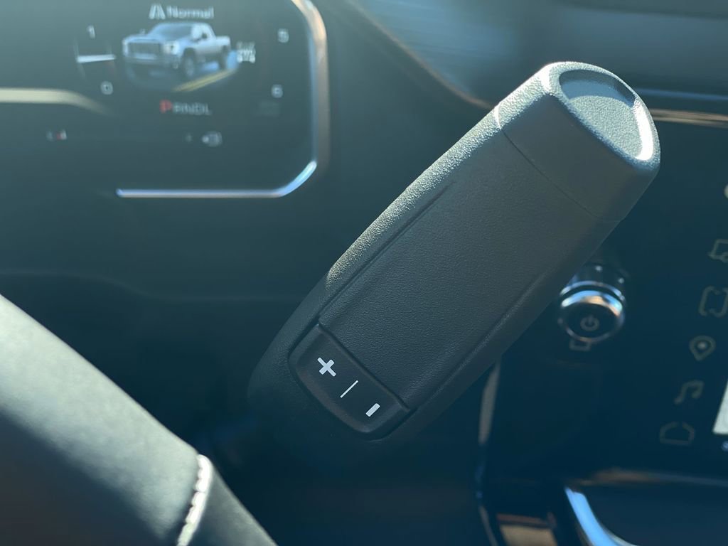 New 2026 GMC Sierra 2500 Denali Ultimate w/ LPO, Black Badging Package image 24