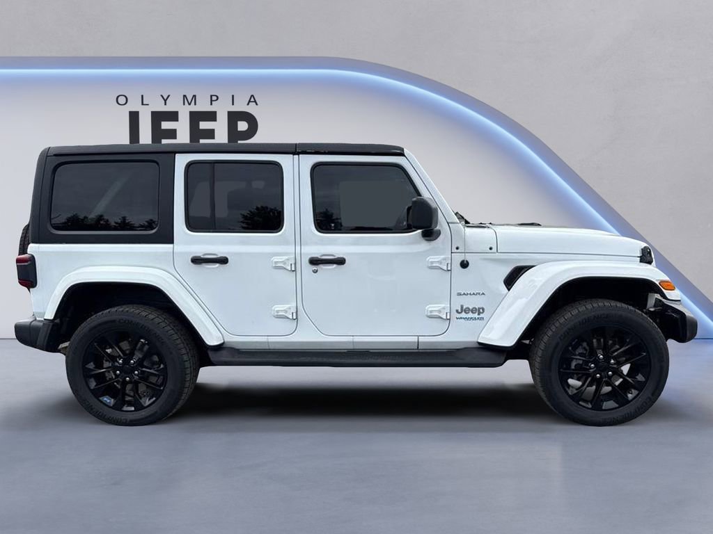 Certified 2022 Jeep Wrangler Unlimited Sahara w/ Cold Weather Group image 10
