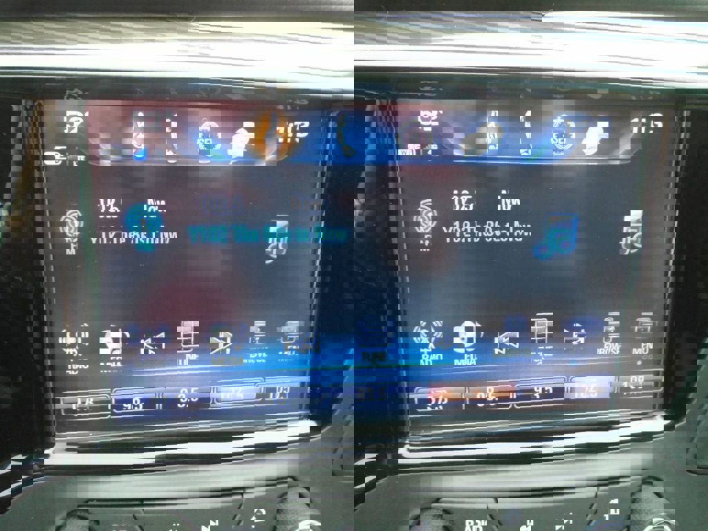 Used 2020 Buick Envision Preferred image 24