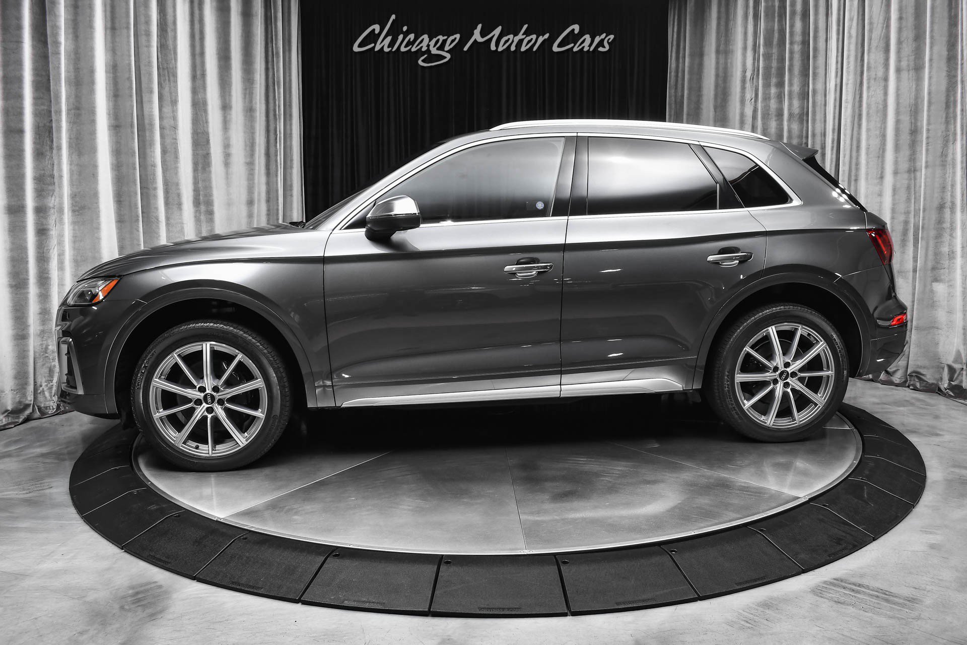 Used 2023 Audi SQ5 Premium Plus image 1