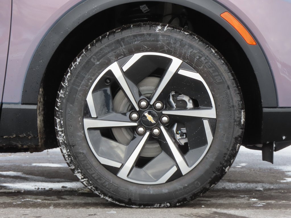 New 2026 Chevrolet Equinox EV LT image 14