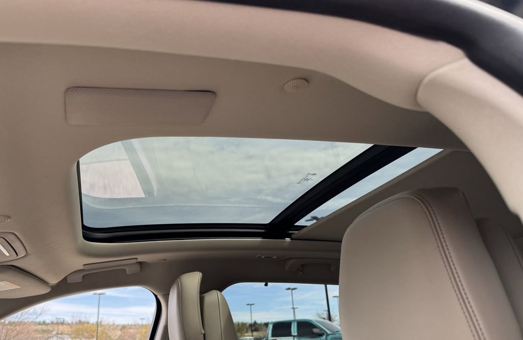 Used 2022 Lincoln Aviator Reserve w/ Equipment Group 201A image 16