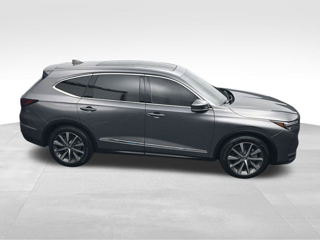 Used 2025 Acura MDX w/ Technology Package FWD image 30