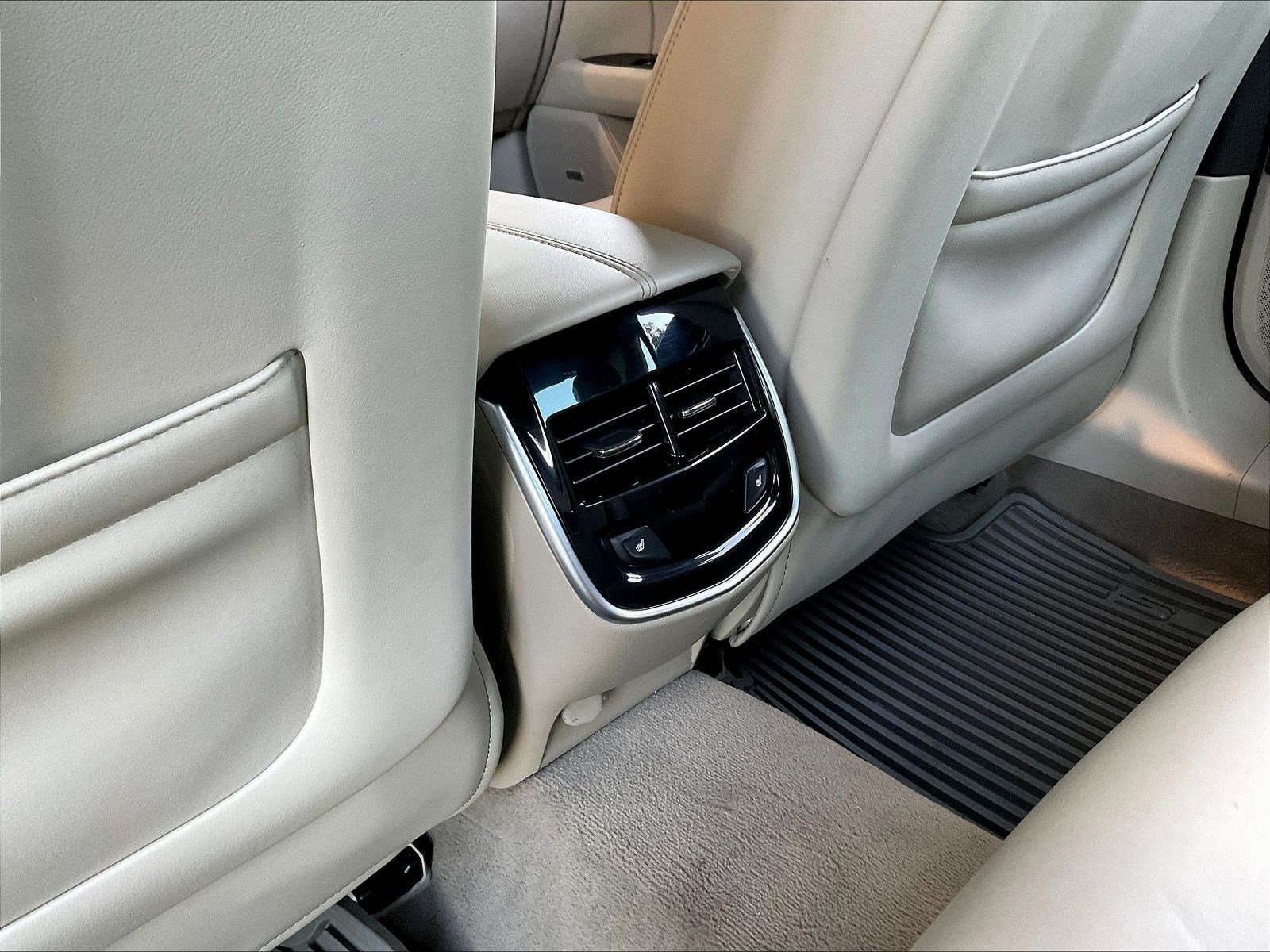 Used 2017 Cadillac XTS Luxury w/ Driver Awareness Package FWD image 10