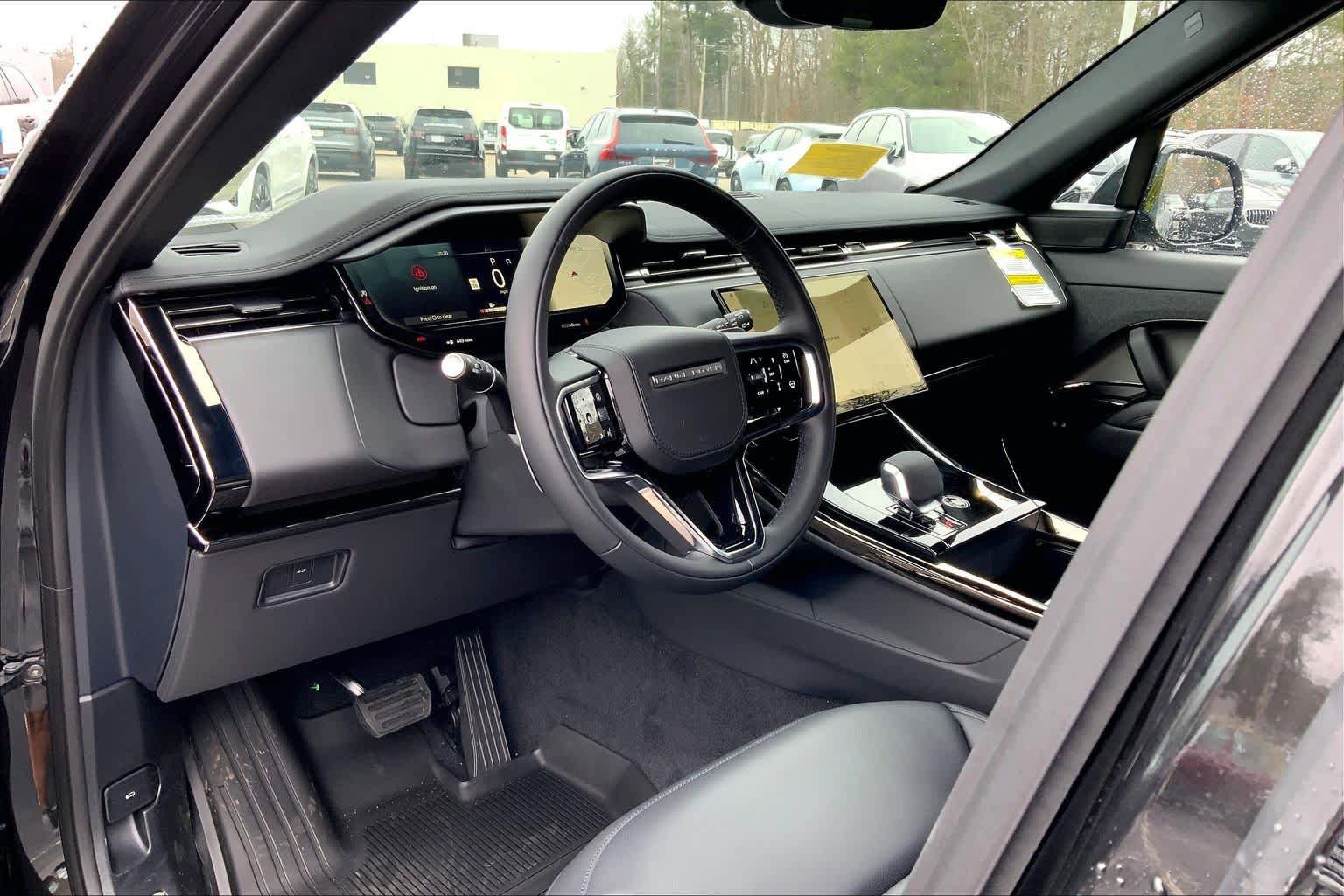 New 2026 Land Rover Range Rover Sport SE AWD/4WD image 9