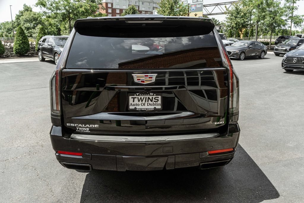 Used 2025 Cadillac Escalade ESV Sport Platinum AWD/4WD image 41