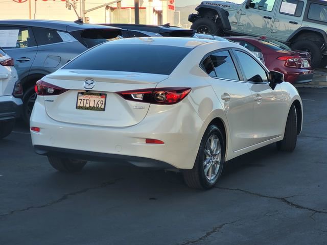 Used 2016 MAZDA MAZDA3 i Touring w/ Popular Equipment Package image 4