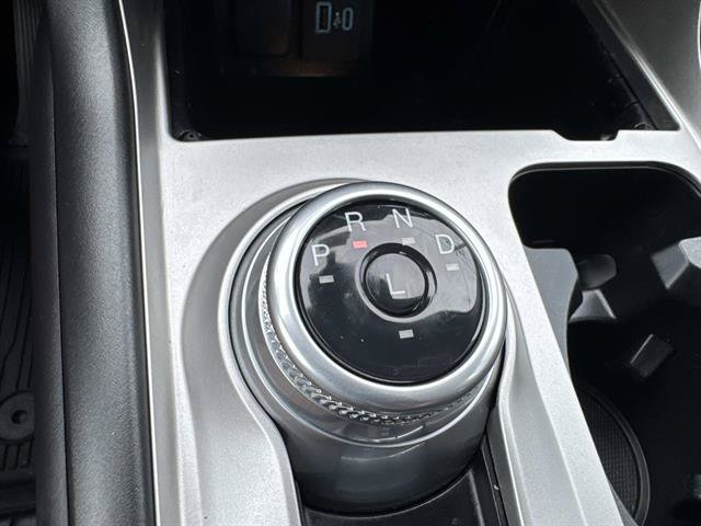 Used 2023 Ford Explorer XLT AWD/4WD image 40