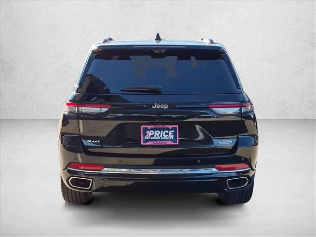 Used 2022 Jeep Grand Cherokee Overland w/ Luxury Tech Group IV AWD/4WD image 7
