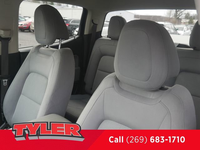 Used 2018 Chevrolet Colorado W/T w/ WT Convenience Package RWD image 34