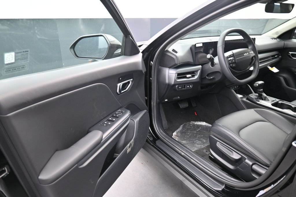 New 2026 Kia K4 EX FWD image 8
