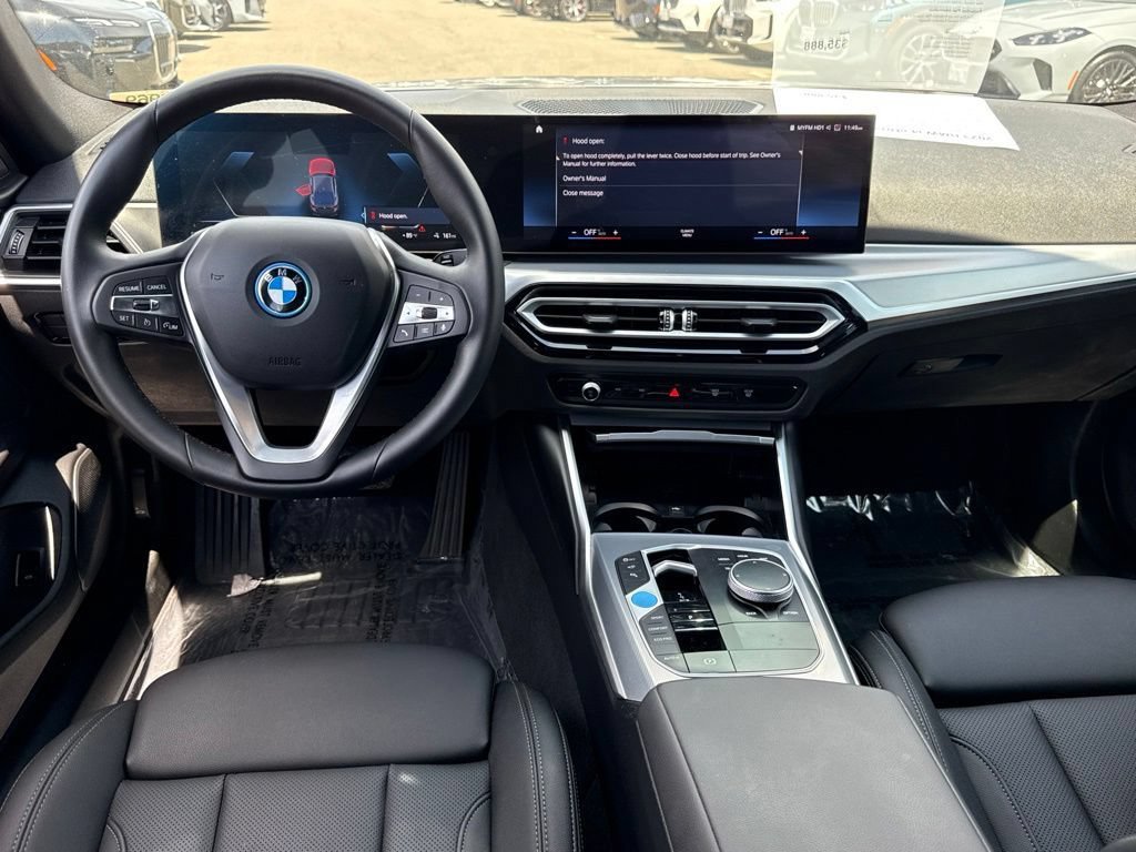 Used 2023 BMW i4 eDrive40 w/ Parking Assistance Package RWD image 31