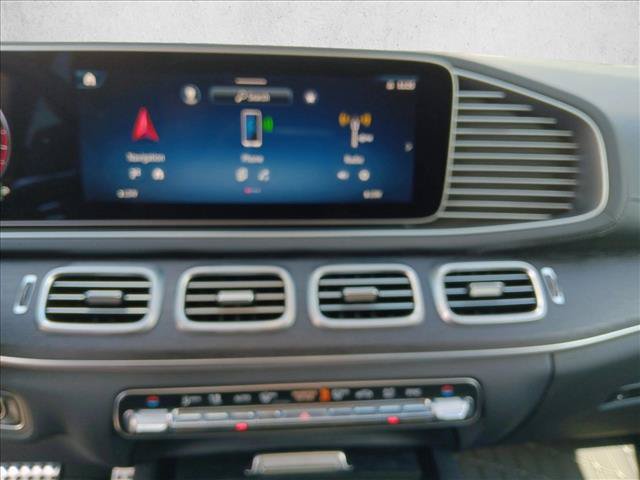 Used 2026 Mercedes-Benz GLS 450 4MATIC image 15