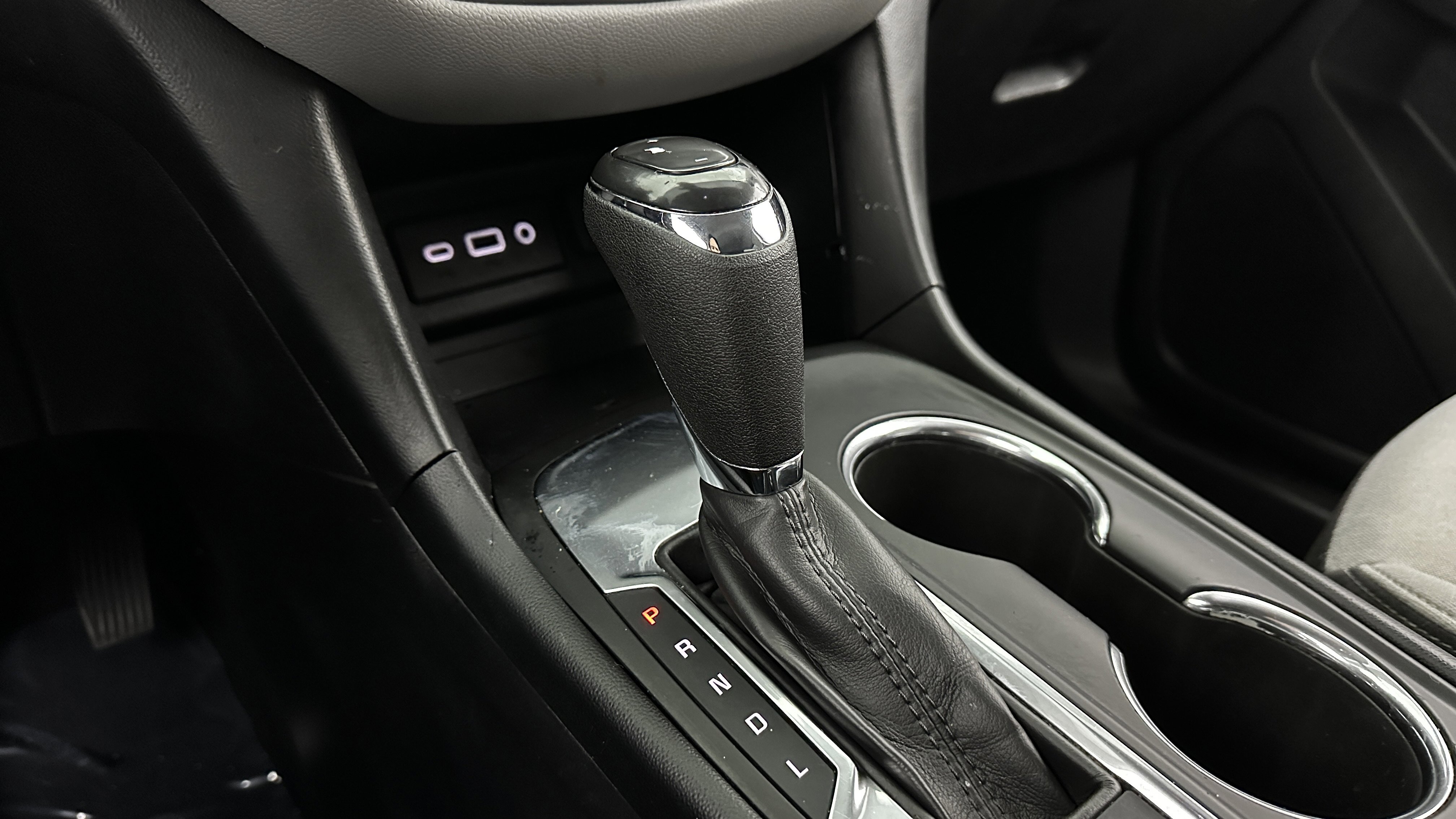Used 2020 Chevrolet Equinox LT image 14