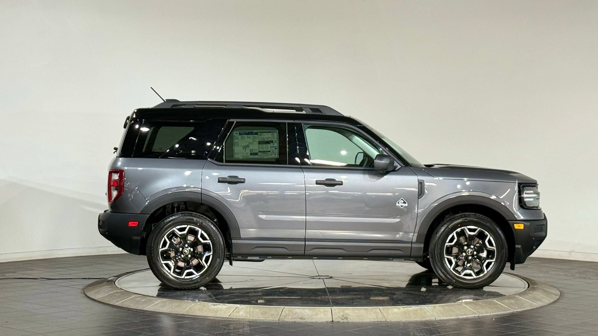 New 2026 Ford Bronco Sport Outer Banks w/ Outer Banks Tech Package+ AWD/4WD image 11